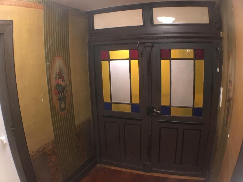 Privatzimmer In Bester Altstadtlage Тюбинген Номер фото